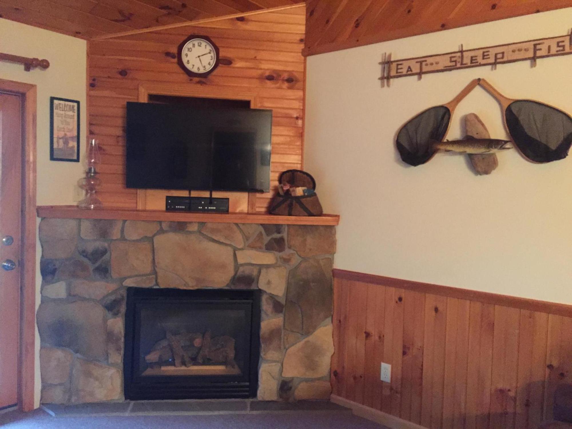 Rough Cut Lodge Gaines Room photo