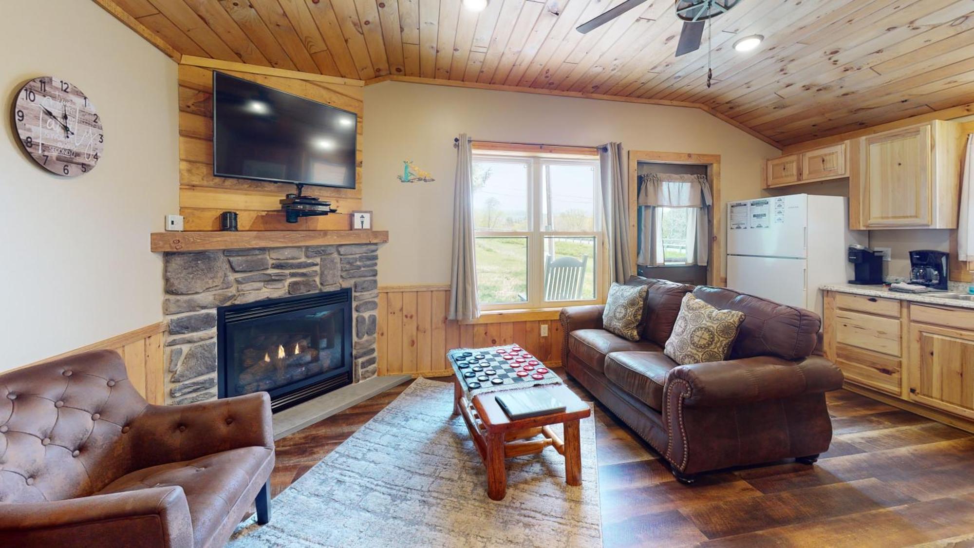 Rough Cut Lodge Gaines Exterior photo
