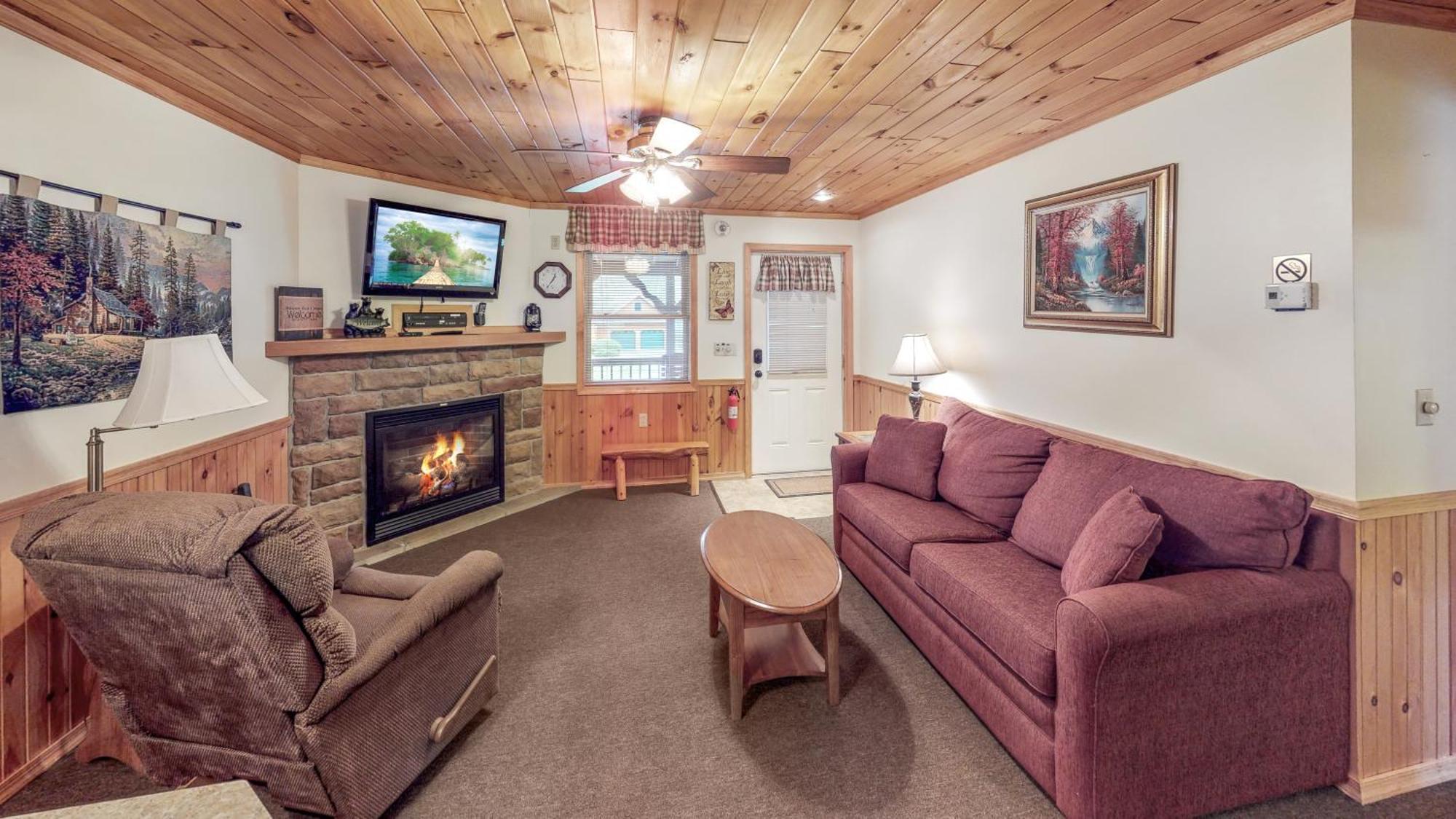Rough Cut Lodge Gaines Exterior photo