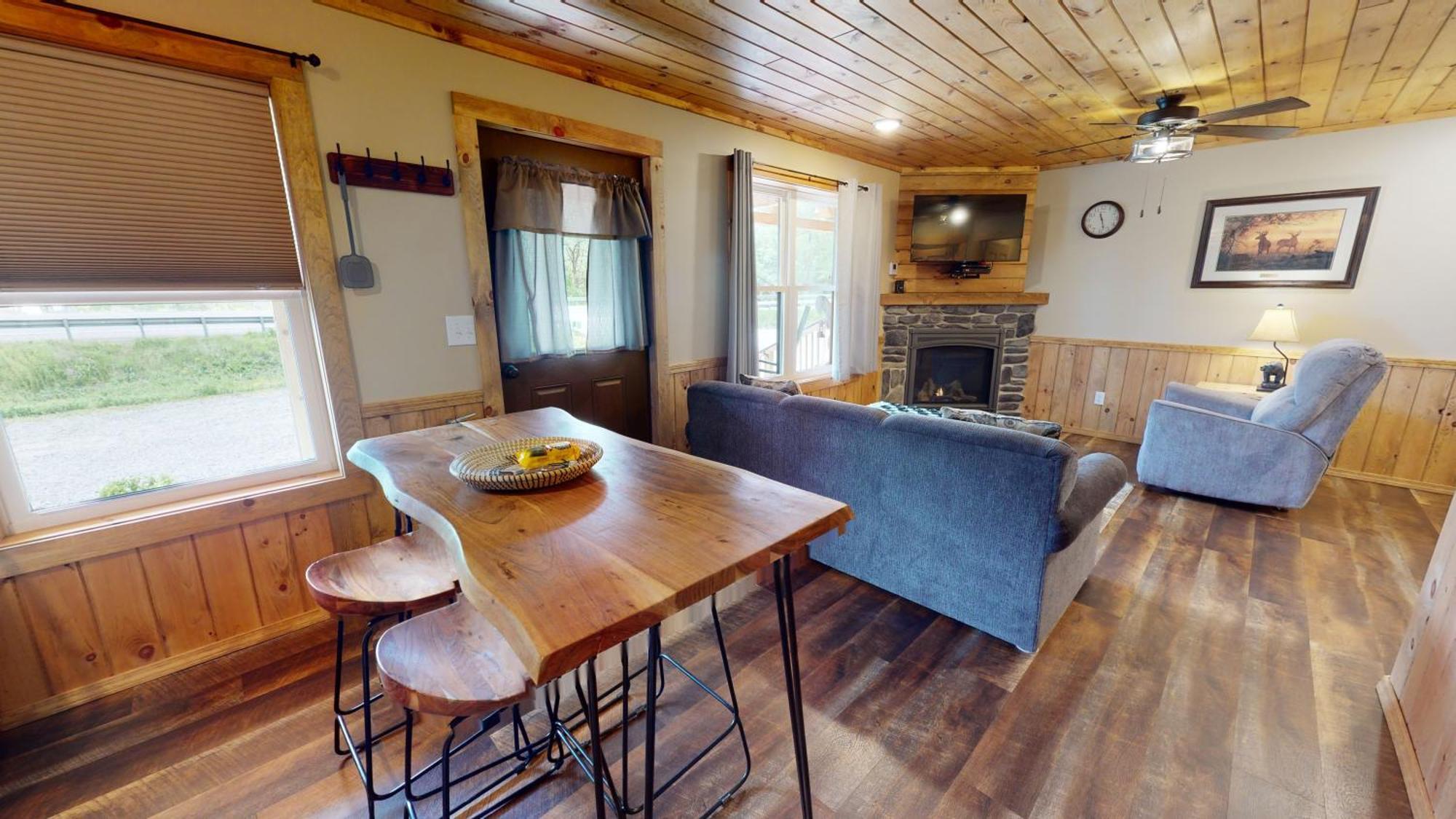 Rough Cut Lodge Gaines Exterior photo