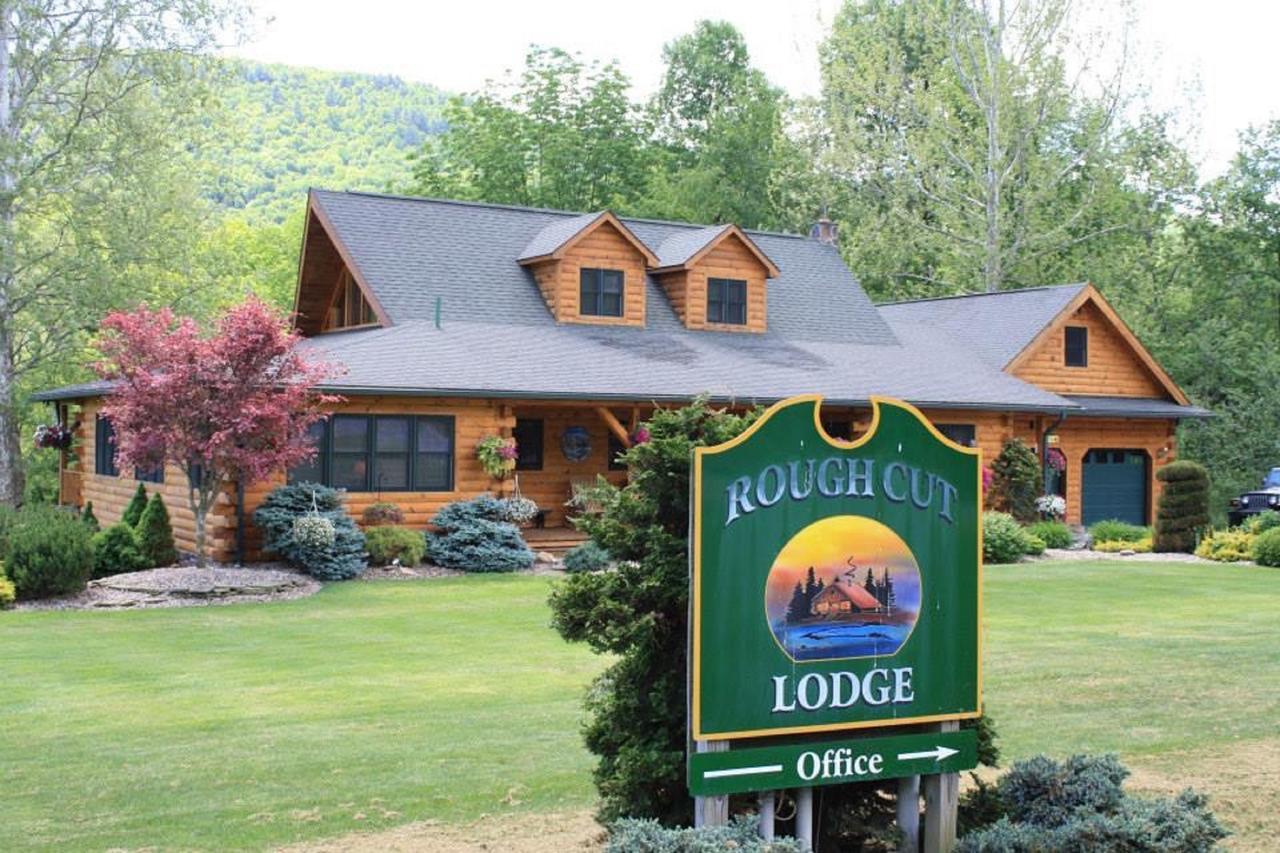 Rough Cut Lodge Gaines Exterior photo